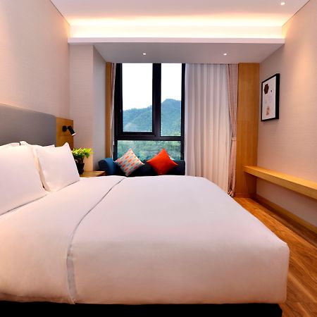 Holiday Inn Express Luanchuan By Ihg Exteriér fotografie