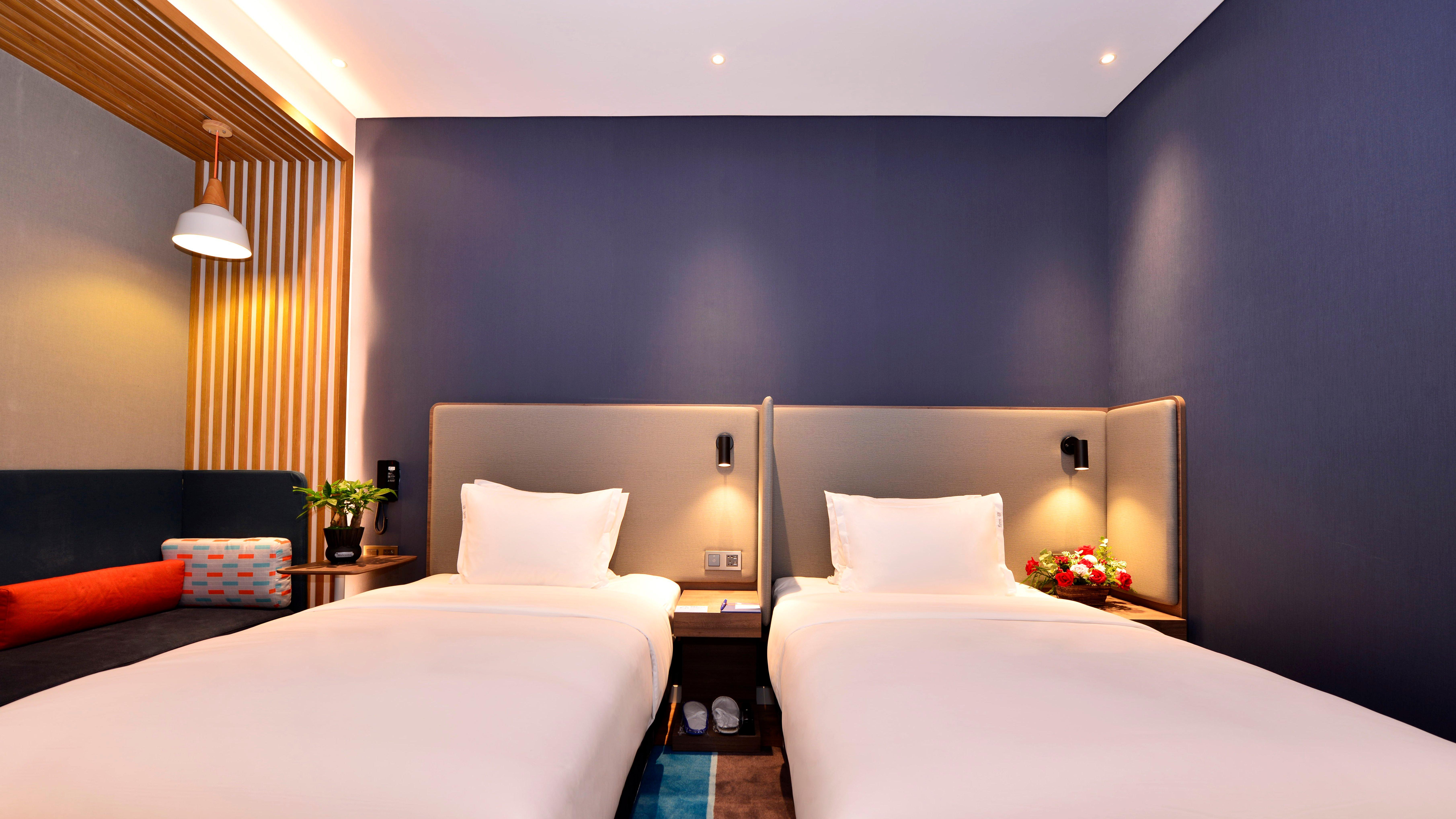 Holiday Inn Express Luanchuan By Ihg Exteriér fotografie