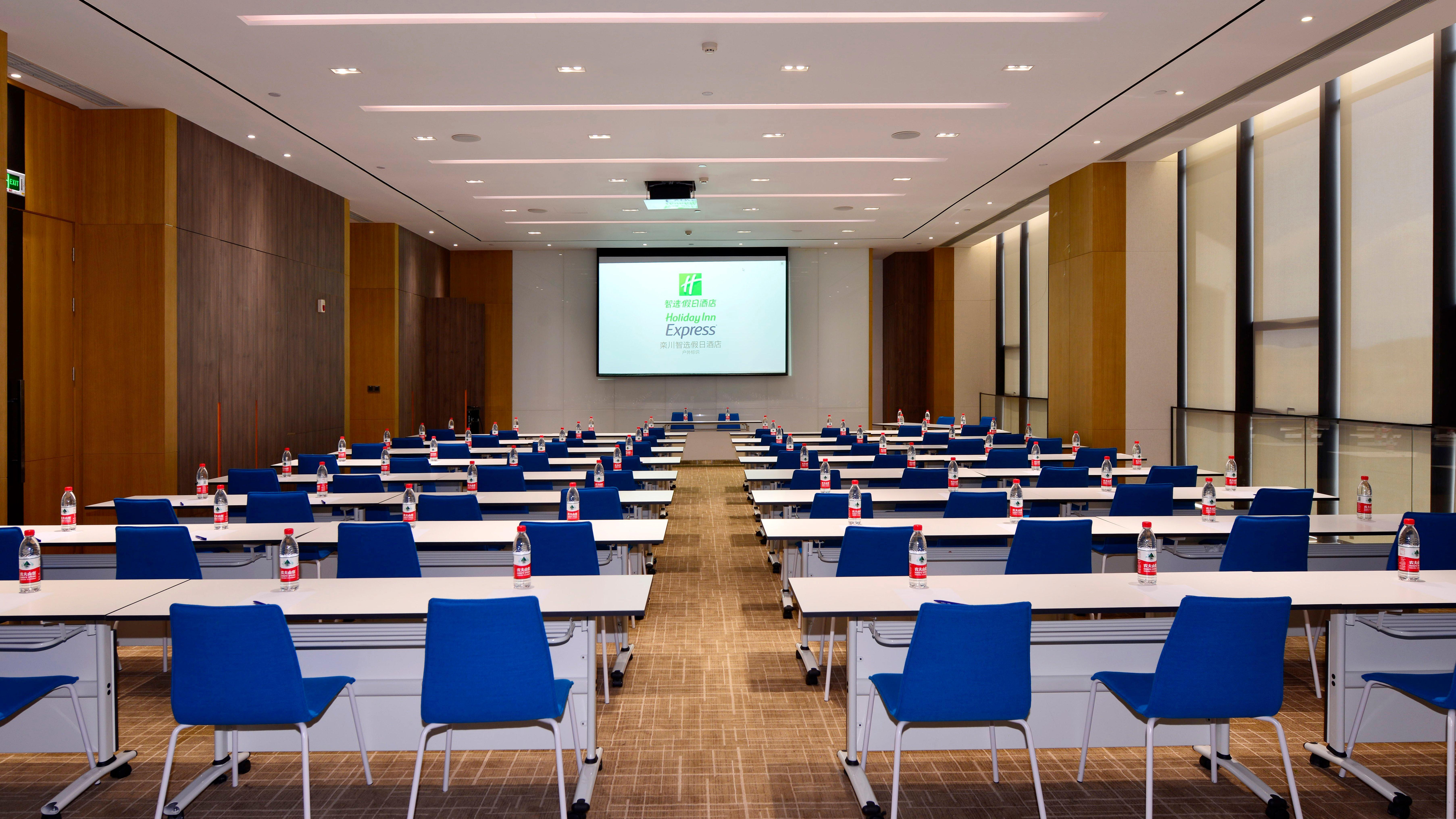 Holiday Inn Express Luanchuan By Ihg Exteriér fotografie