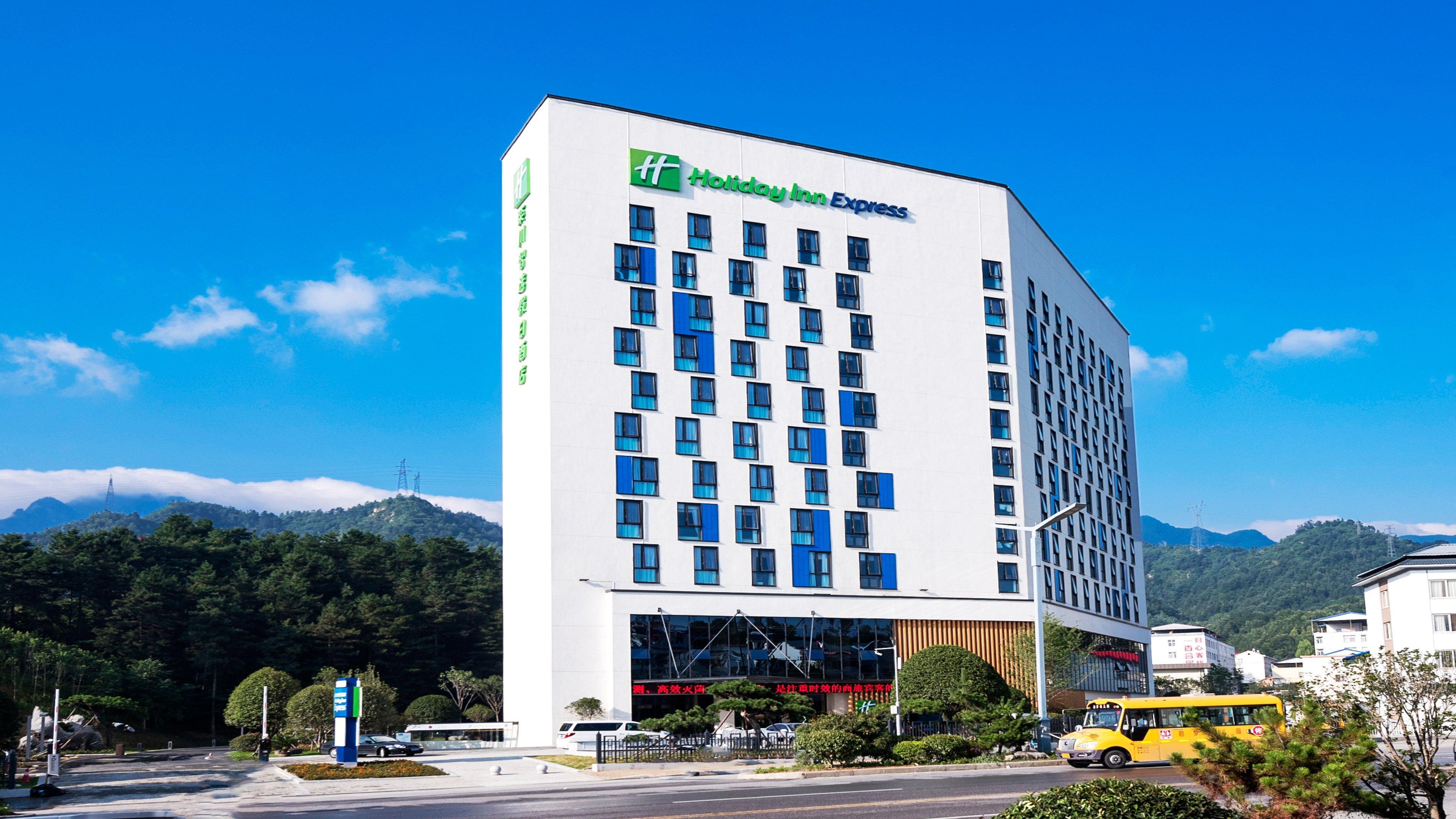 Holiday Inn Express Luanchuan By Ihg Exteriér fotografie