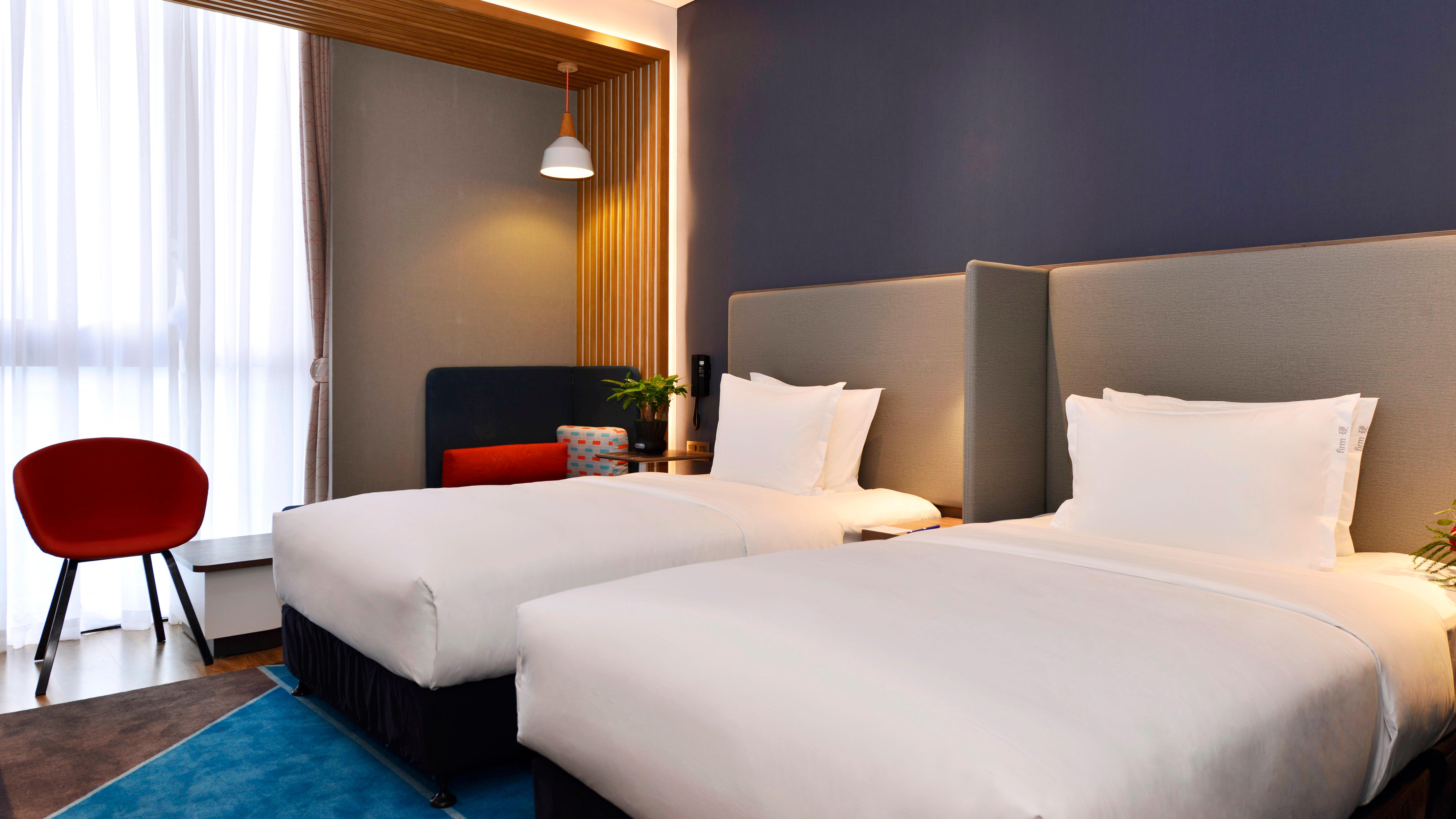 Holiday Inn Express Luanchuan By Ihg Exteriér fotografie